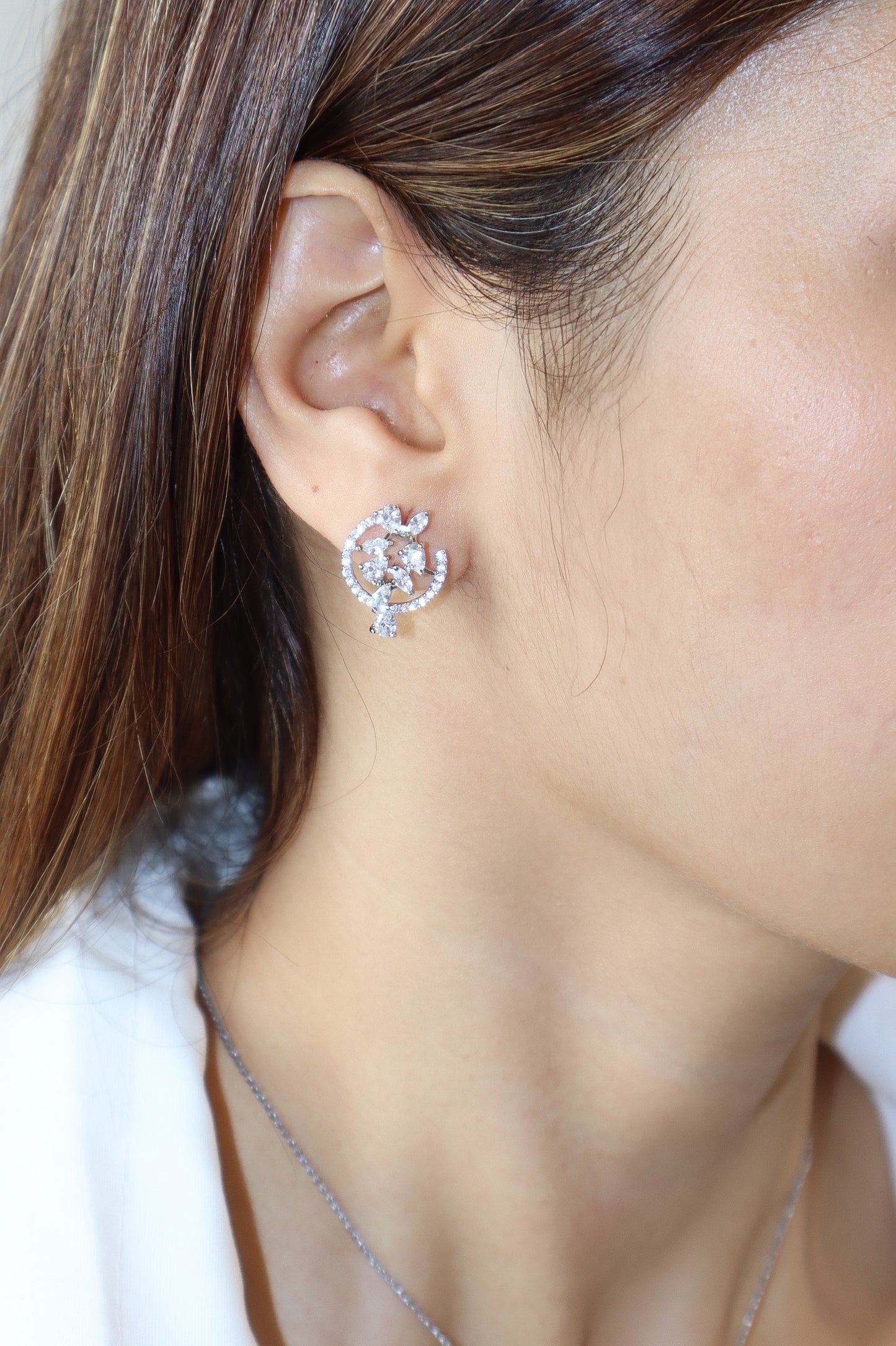 Indira Pendant Set