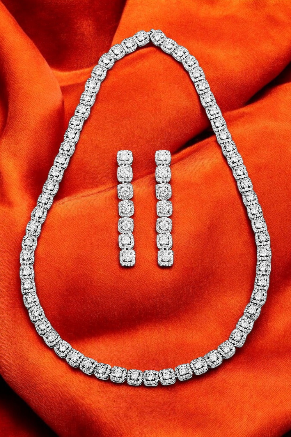 Naomi Necklace