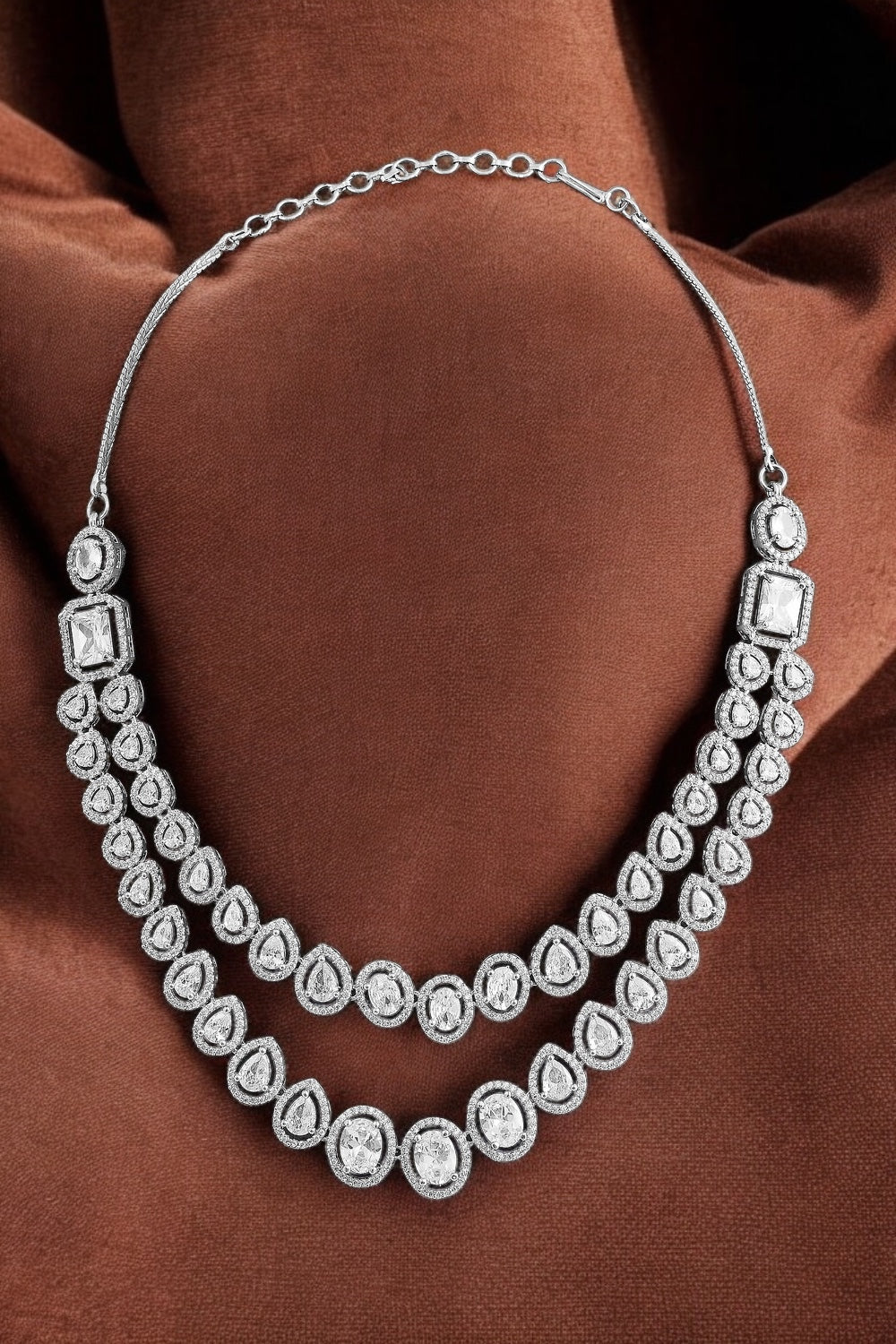 Oscar Necklace