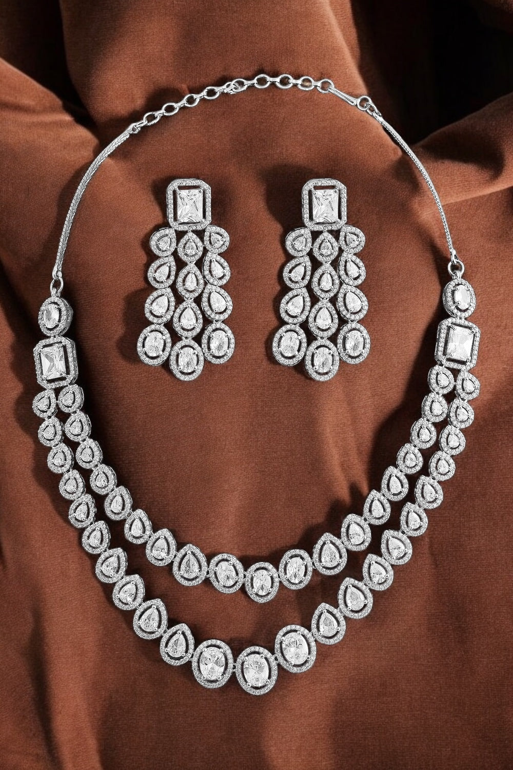 Oscar Necklace