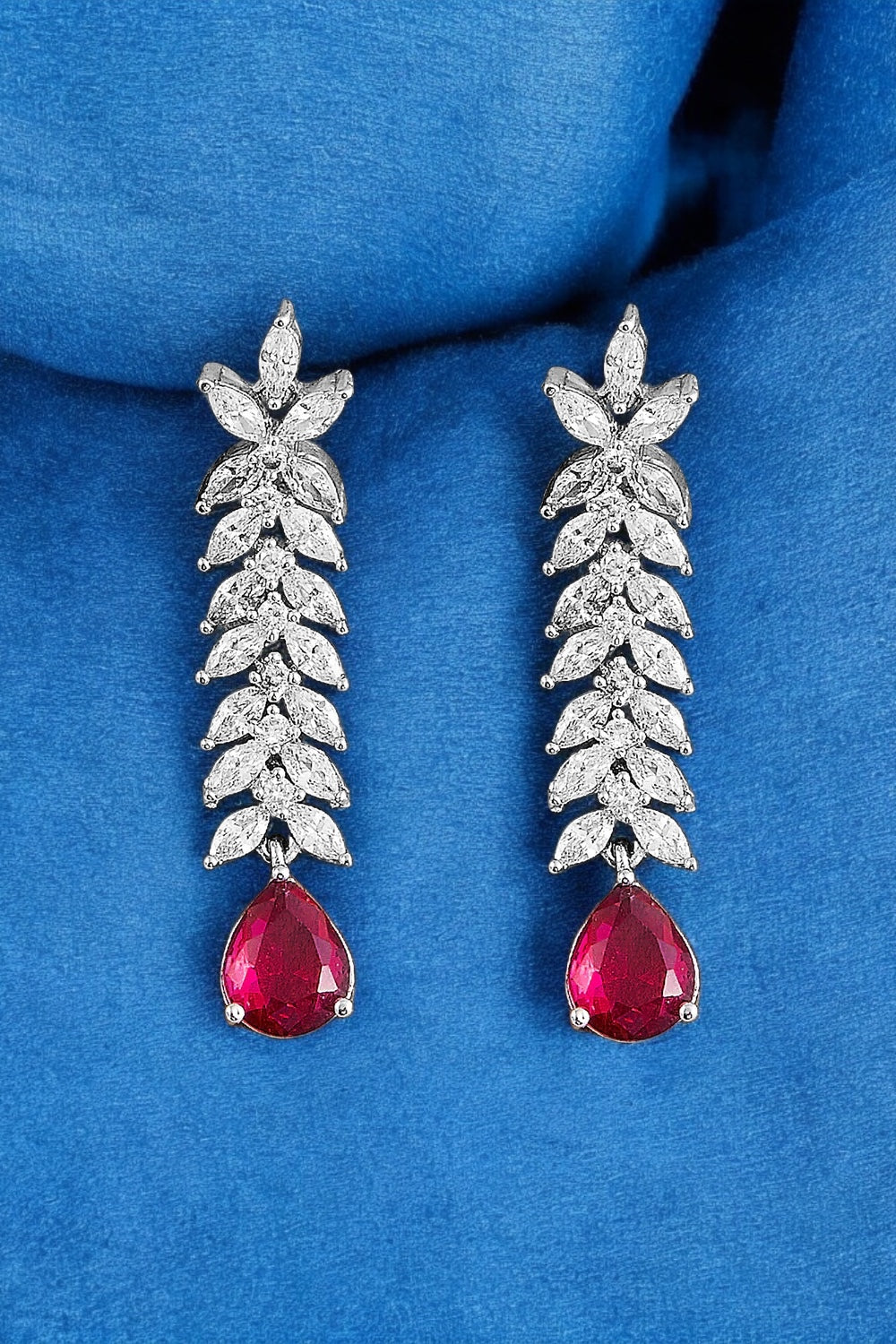 Luna Necklace