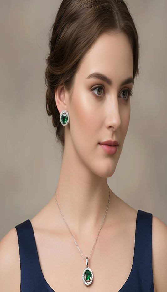 EMERALD PENDANT SET ₹12000