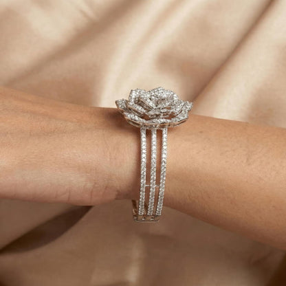 Floral rose design zircon bracelet in 92.5 silver for women